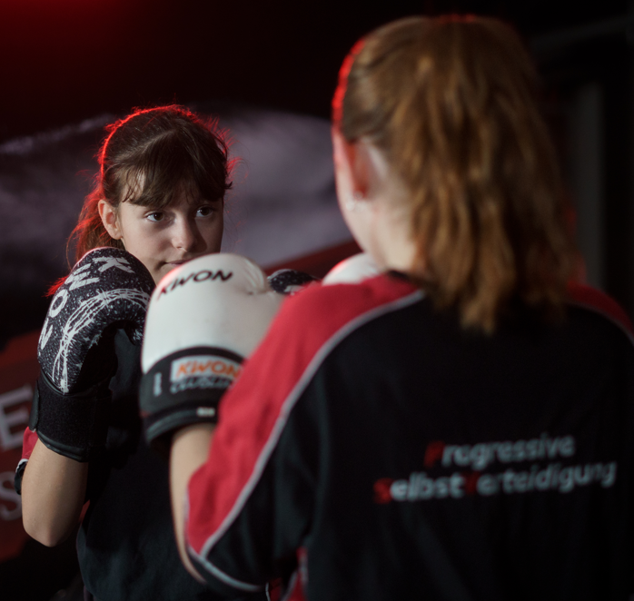 jugendkickboxen Kinder und Jugend Training